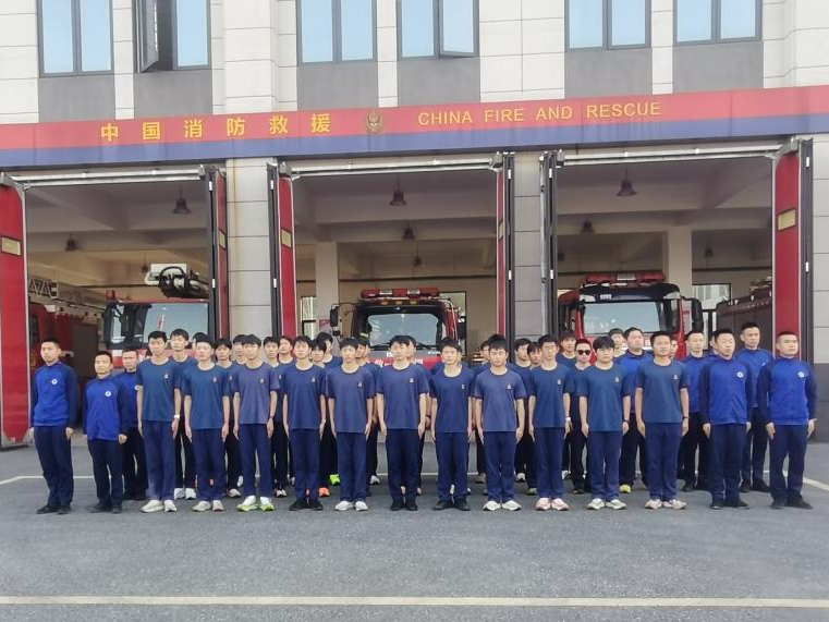 “青春志愿行，踐行火焰藍(lán)” ——信息工程系組織消防班學(xué)生赴株洲市消防救援支隊經(jīng)開大隊參觀學(xué)習(xí)