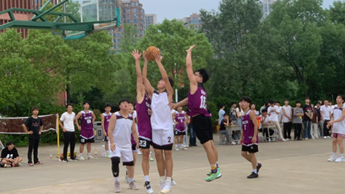 航空工程系籃球隊(duì)奮勇拼搏，斬獲學(xué)院“歡送杯”籃球賽第四名