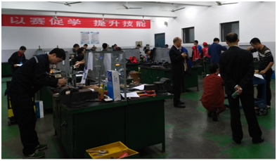 湖南省“十行狀元，百優(yōu)工匠”競(jìng)賽鉗工項(xiàng)目比賽在我院舉行